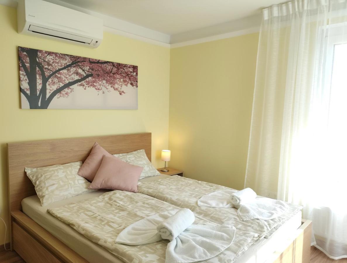 Nest2 Apartments Keszthely Ngoại thất bức ảnh