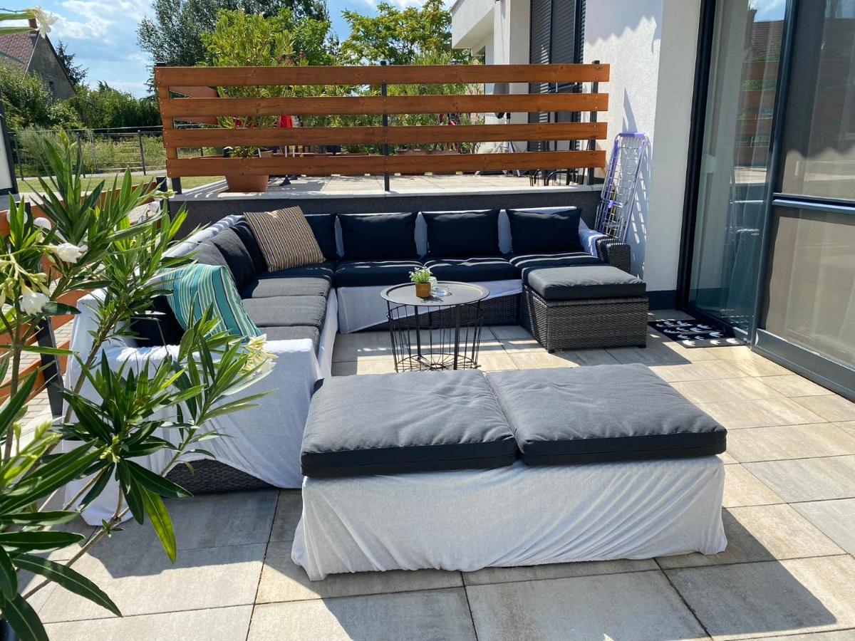 Nest2 Apartments Keszthely Ngoại thất bức ảnh